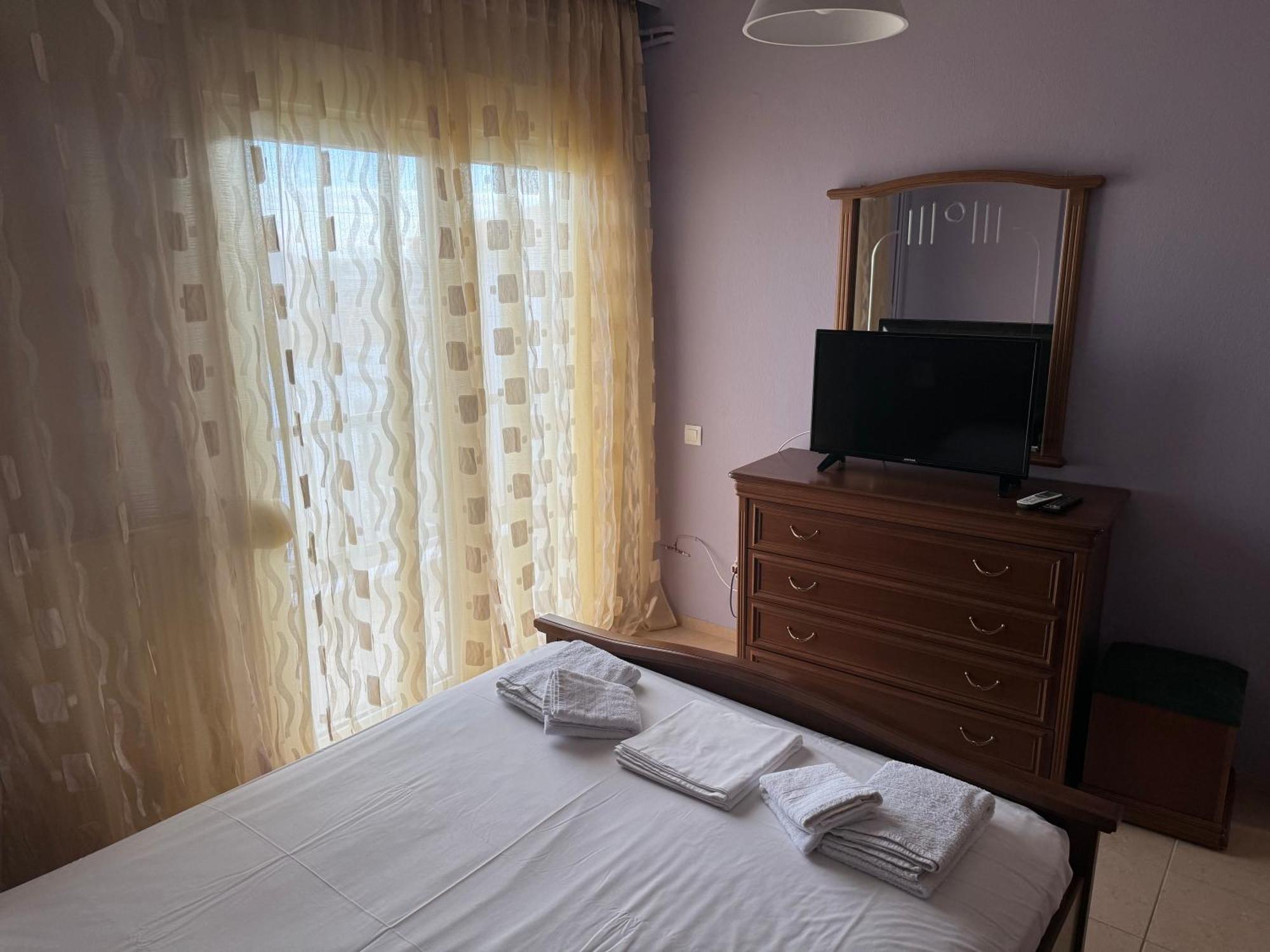 Family Apartment Nea Moudania Bagian luar foto