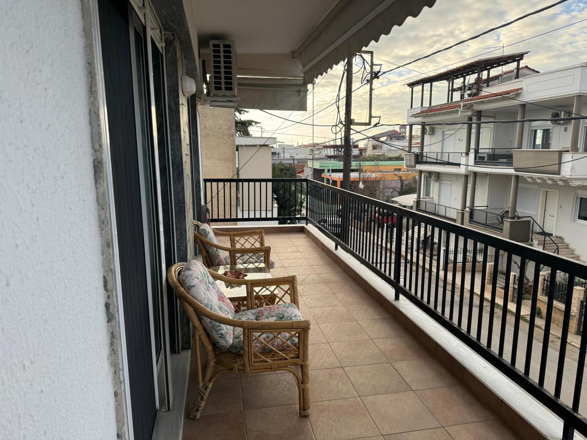 Family Apartment Nea Moudania Bagian luar foto
